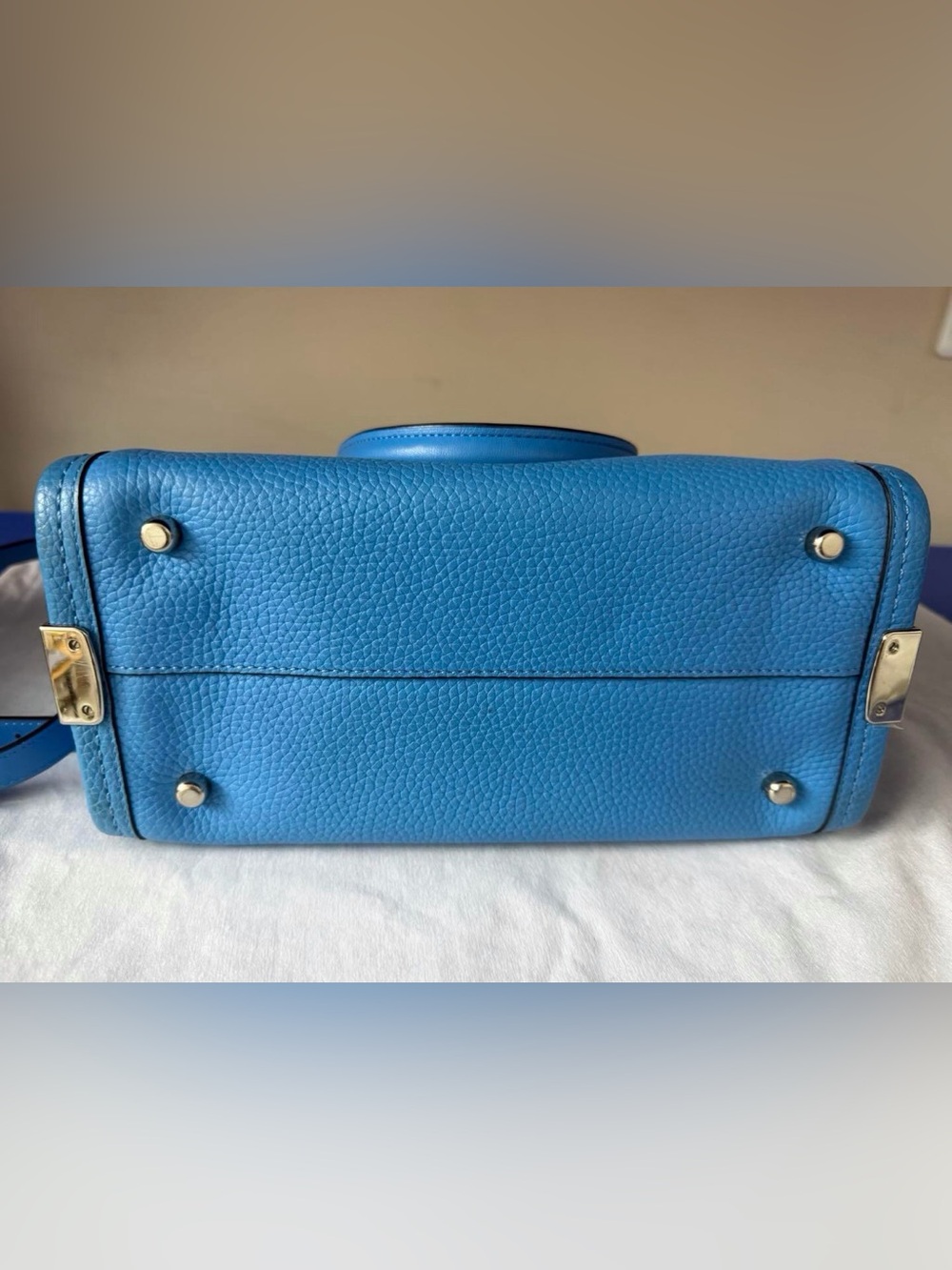 Coach Swagger handbag/crossbody NWOT! - Picture 11 of 17